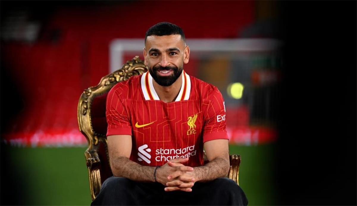 رسمياً.. محمد صلاح يجدد عقده مع ليفربول حتى عام 2027