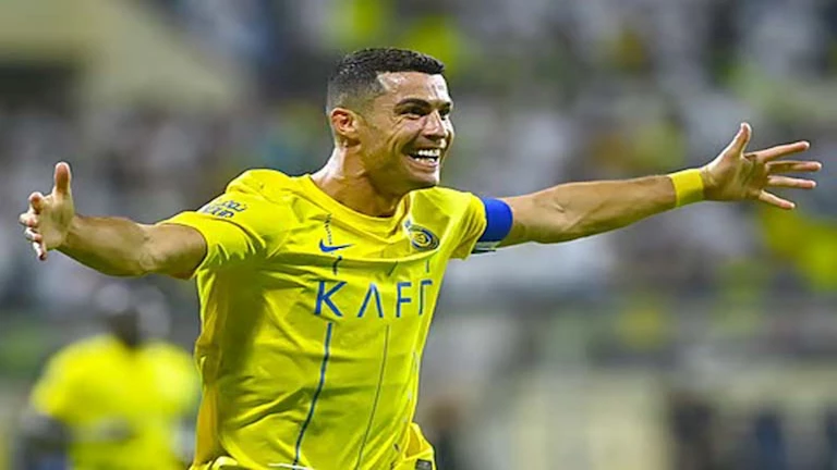 رونالدو يتخذ قراراً حاسماً