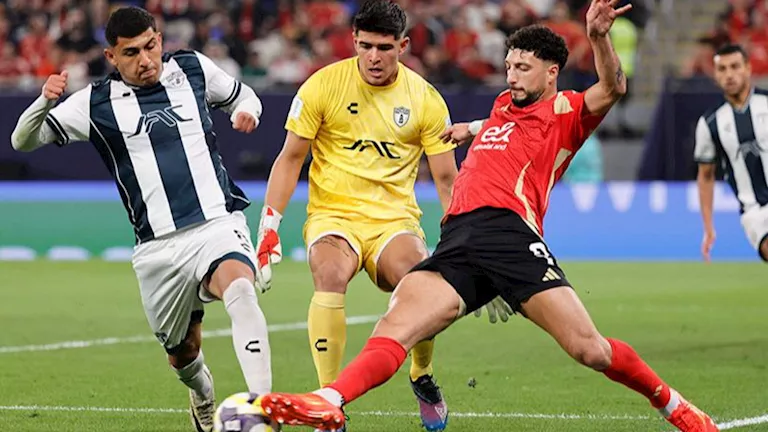 الأهلي في مأزق بعد