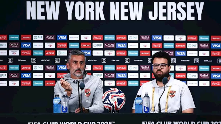 ريبييرو يثير الجدل بتصريحاته حول مواجهة الأهلي وبورتو الحاسمة في كأس العالم