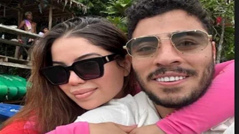 زوجة أكرم توفيق الثانية