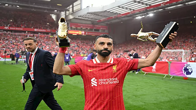 صلاح يتنافس مع خمسة نجوم لنيل جائزة الأفضل في الدوري الإنجليزي الممتاز
