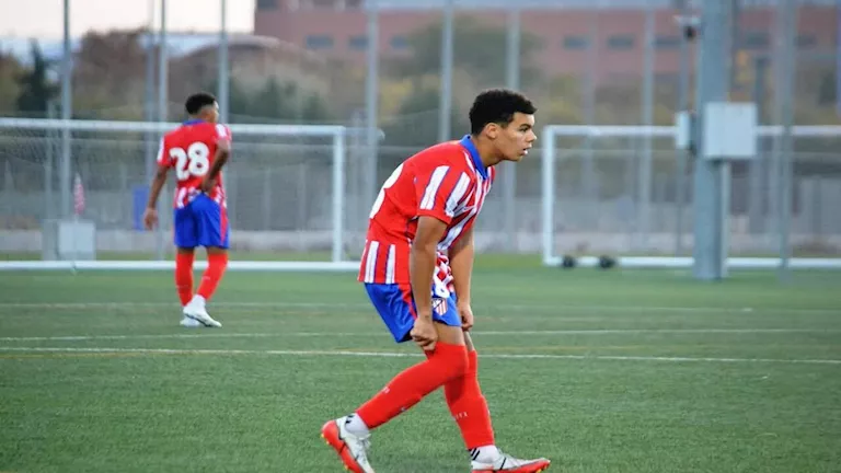 لاعب أتلتيكو مدريد يؤكد: