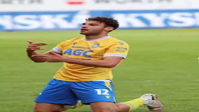 لاعب بالدوري التشيكي ينفي