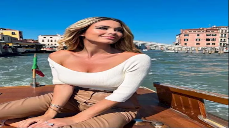 مذيعة DAZN تتألق في كأس العالم بإشادة بالأهلي وصورة مميزة مع بيكهام