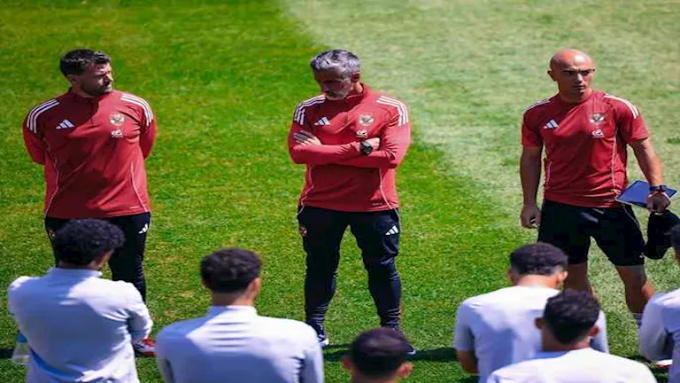مران الأهلي الأخير قبل مواجهة بورتو في كأس العالم يحقق الأضواء في منتصف الليل