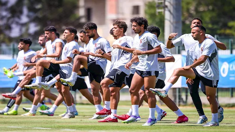 الأهلي يستعد لمواجهة البنزرتي التونسي في مباراة ودية قريبة حماسية