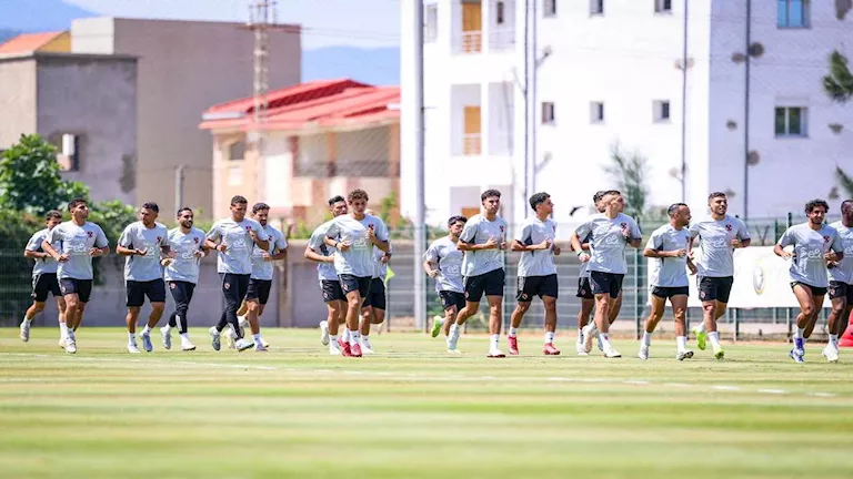 الأهلي يواجه الملعب التونسي في مباراة حاسمة بالبطولة المقبلة قريبًا
