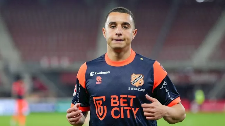 الرجاء المغربي يعلن رسميًا ضم بلال ولد الشيخ بعد ارتباطه بالزمالك