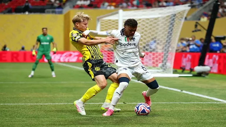 تطورات مثيرة: بروسيا دورتموند يحقق فوزاً على مونتيري 2-0 في المباراة