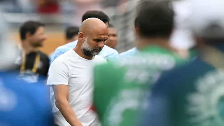 جوارديولا يعلق على الهزيمة المفاجئة أمام الهلال ويعبر عن مشاعره بعد المباراة