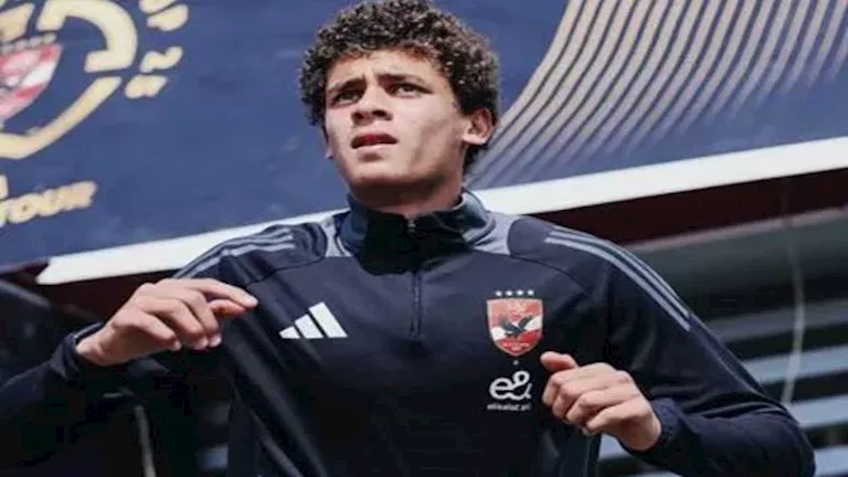 حمزة عبد الكريم يكشف أسرار تعامل الجهاز الفني للأهلي مع اللاعبين خلال التدريبات