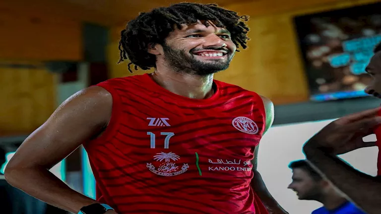 شقيقة النني تدافع عن زوجته الثانية وسط أجواء تضامن من لاعبي كرة القدم