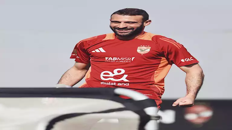 عمر كمال عبدالواحد يوضح معاناة لاعبي الأهلي قبل دخولهم معسكر تونس