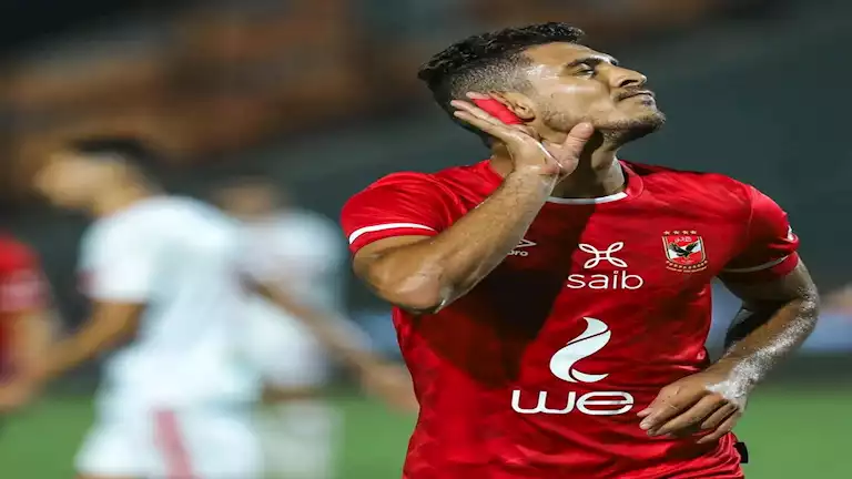 مصادر تكشف تفاصيل تعاقد الأهلي مع نجم الفريق محمد شريف الجديد
