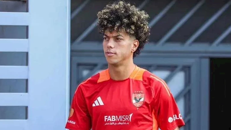 ممدوح عباس يوضح موقفه من إعادة إمام عاشور إلى صفوف الزمالك