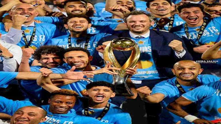 نجم بيراميدز يودع الفريق قريبًا بسبب ارتباطه بمدرب الزمالك السابق