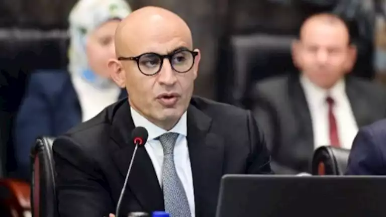 وزير التعليم يؤكد: النظام التعليمي الحالي قاسٍ ويدعو لتبني “البكالوريا” كبديل عادل