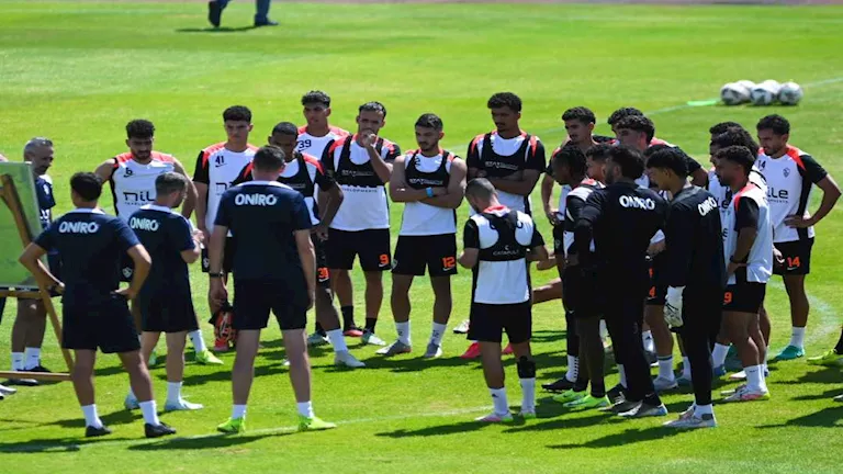 تدريبات الزمالك تشهد وجهًا جديدًا قبل مواجهة المقاولون مع ترحيب خاص من اللاعبين
