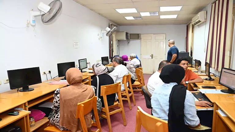 تنسيق شعبة اللغات في تجارة حلوان يتطلب 80% حد أدنى في الإنجليزية لعام 2025