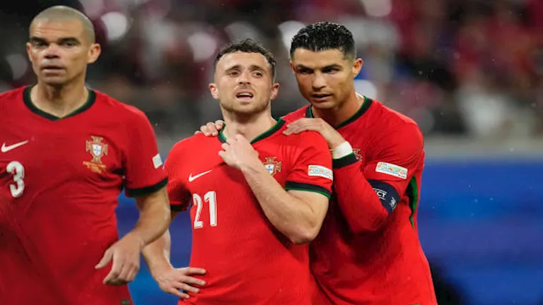 رئيس الاتحاد البرتغالي يوضح أسباب غياب رونالدو عن جنازة جوتا المثيرة للجدل