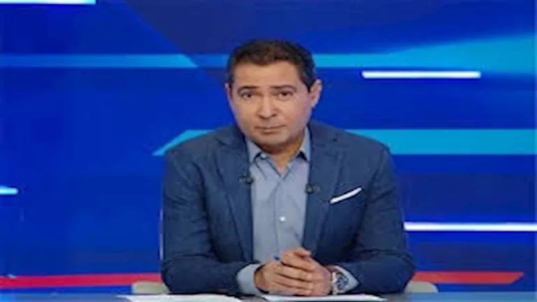 لاعبون سابقون من الأهلي والزمالك يكشفون عن تجاربهم مع السجائر والشيشة