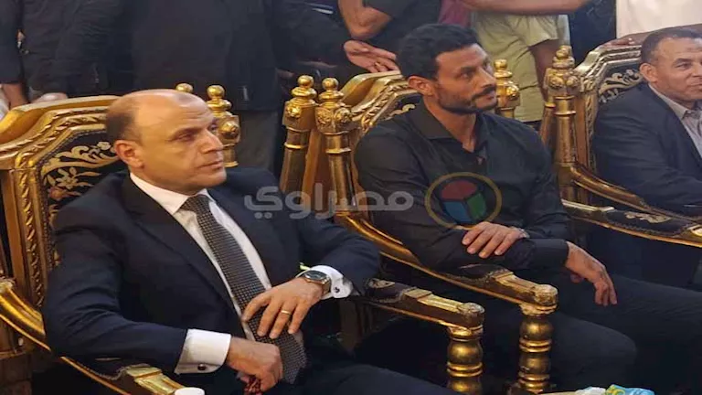 محمد الشناوي يقدم أول تعليق مؤثر بعد وفاة والده: “آسف” للجميع